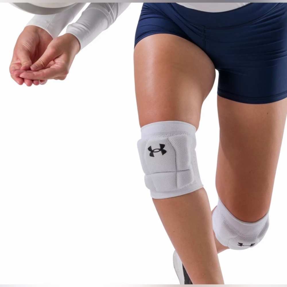 Under Armour Sports Knee Pads Volleyball Soccer Lacrosse Gardening Size Medium